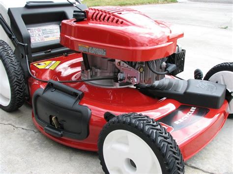how much oil does a toro lawn mower take